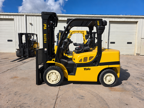 2023 YALE GDP080VXN 8000 LB DIESEL FORKLIFT PNEUMATIC 95/209" 3 STAGE CLEAR VIEW MAST 1124 HOURS SIDE SHIFTER STOCK # BF9157449-ILE