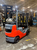 2021 TOYOTA 8FGCU25 5000 LB LP GAS FORKLIFT CUSHION 83/189" 3 STAGE MAST SIDE SHIFTER LOW HOURS STOCK # BF9119139-BUF - United Lift LLC