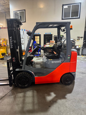 2021 TOYOTA 8FGCU25 5000 LB LP GAS FORKLIFT CUSHION 83/189" 3 STAGE MAST SIDE SHIFTER LOW HOURS STOCK # BF9119139-BUF - United Lift LLC