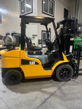2021 CATERPILLAR/MITSUBISHI FG30N 6000 LB LP GAS FORKLIFT PNEUMATIC 84/186" 3 STAGE MAST SIDE SHIFTER LOW HOURS STOCK # BF9125359-BUF - United Lift LLC