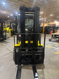 2017 YALE GLP070VX 7000 LB LP GAS FORKLIFT PNEUMATIC 87/182 3 STAGE MAST SIDE SHIFTER 1478 HOURS STOCK # BF998979-BUF - United Lift LLC