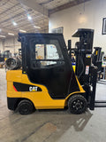 2018 CATERPILLAR 2C6000 6000 LB LP GAS FORKLIFT CUSHION 88/199" 3 STAGE MAST SIDE SHIFTER 4 WAY 1,185 HOURS ENCLOSED HEATED CAB STOCK # BF9115639-BUF - United Lift LLC