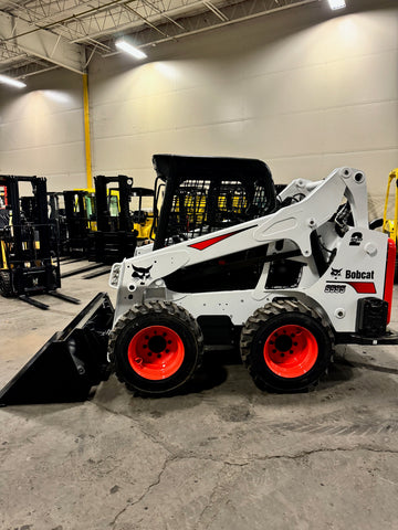 2018 BOBCAT S595 SKID STEER 2200 LB CAPACITY DIESEL PNEUMATIC TIRES AUXILLARY HYDRAULICS 72" BUCKET BF9312139-BUF - United Lift Equipment LLC