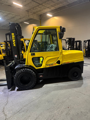 2017 HYSTER H120FT 12000 LB DIESEL FORKLIFT PNEUMATIC 99/134" 2 STAGE MAST ENCLOSED CAB WITH SIDE SHIFTING FORK POSITIONER ONLY 1827 HOURS PLUMBED 4 WAYS TO CARRIAGE STOCK # BF9236719-BUF