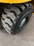 2023 CAT GC55K 12000 LB LP GAS FORKLIFT CUSHION 102/219 3 STAGE MAST SIDE SHIFTING FORK POSITIONER ATTACHMENT LOW HOURS STOCK # BF9247759-BUF - United Lift LLC