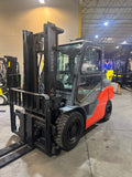 2019 TOYOTA 8FG40U 9000 LB LP GAS FORKLIFT PNEUMATIC 91/132" 2 STAGE CLEAR VIEW MAST SIDE SHIFTING FORK POSITIONER ENCLOSED CAB  HEAT & AC 1302 HOURS STOCK # BF9234199-BUF - United Lift LLC