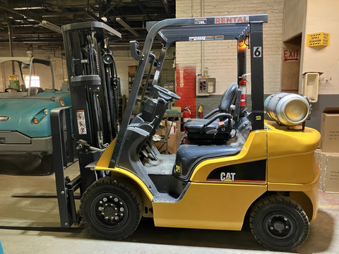 2022 CATERPILLAR GP25N 5000 LB LP GAS FORKLIFT PNEUMATIC 85/188" 3 STAGE MAST SIDE SHIFTER 1143 HOURS STOCK # BF9211499-OHB - United Lift LLC