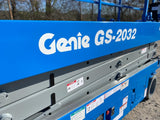 2014/2015 GENIE GS2032 SCISSOR LIFT 20' REACH ELECTRIC SMOOTH CUSHION TIRES STOCK # BF985139-RIL2 - United Lift LLC