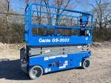 2014/2015 GENIE GS2032 SCISSOR LIFT 20' REACH ELECTRIC SMOOTH CUSHION TIRES STOCK # BF985139-RIL2 - United Lift LLC