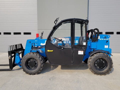 2023 GENIE GTH5519 5500 LB DIESEL TELESCOPIC FORKLIFT TELEHANDLER PNEUMATIC 4WD ENCLOSED HEATED CAB BRAND NEW STOCK # BF9675129-RIL - United Lift LLC