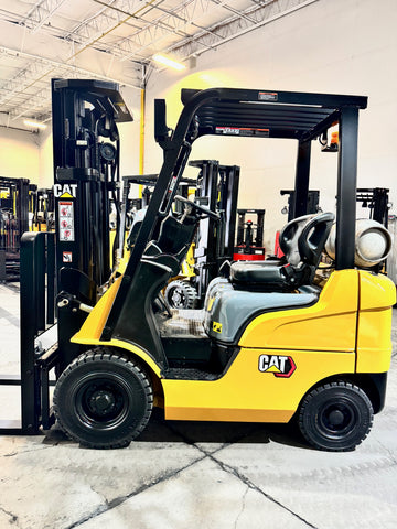 2020 CATERPILLAR GP18N 3500 LB LP GAS FORKLIFT PNEUMATIC 83/188" 3 STAGE MAST PNEUMATIC TIRE SIDE SHIFTER 1558 HOURS STOCK # BF9117459-BUF
