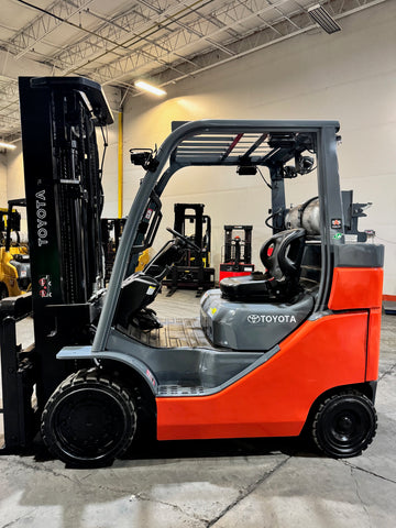 2022 TOYOTA 8FGCU35-BCS BOX CAR SPECIAL 8000 LB LP GAS FORKLIFT CUSHION 92/199" 3 STAGE MAST SIDE SHIFTER 882 HOURS STOCK # BF9173549-BUF