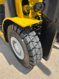 2015 YALE GLP040SVX 4000 LB LP GAS FORKLIFT PNEUMATIC 84/126" 2 STAGE MAST 2806 HOURS STOCK # BF9116379-ARB - United Lift LLC