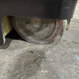 2021 YALE NR045EB 4500 LB ELECTRIC NARROW AISLE REACH FORKLIFT 95/212 3 STAGE MAST SIDE SHIFTER 4531 HOURS STOCK # BF9101589-OHMM