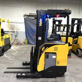 2021 YALE NR045EB 4500 LB ELECTRIC NARROW AISLE REACH FORKLIFT 95/212 3 STAGE MAST SIDE SHIFTER 4819 HOURS STOCK # BF9113299-OHMM