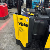 2021 YALE NR045EB 4500 LB ELECTRIC NARROW AISLE REACH FORKLIFT 95/212 3 STAGE MAST SIDE SHIFTER 4531 HOURS STOCK # BF9101589-OHMM