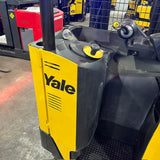 2021 YALE NR045EB 4500 LB ELECTRIC NARROW AISLE REACH FORKLIFT 95/212 3 STAGE MAST SIDE SHIFTER 4726 HOURS STOCK # BF9119529-OHMM