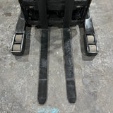 2021 YALE NR045EB 4500 LB ELECTRIC NARROW AISLE REACH FORKLIFT 95/212 3 STAGE MAST SIDE SHIFTER 4819 HOURS STOCK # BF9113299-OHMM
